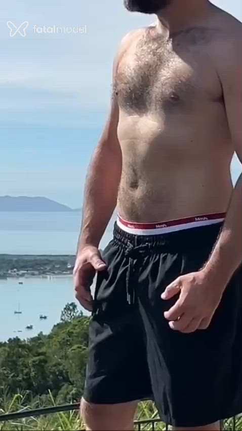 Acompanhante homem com cabelo castanho de olhos castanhos - Gustavo Machado