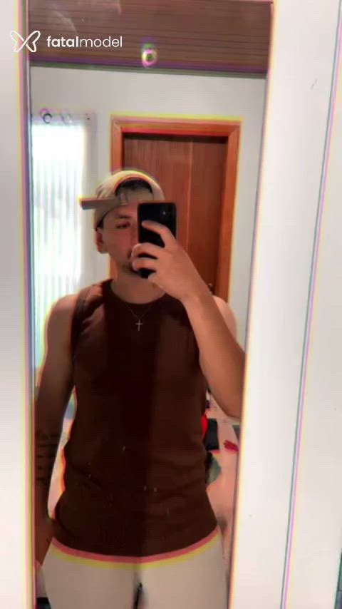 Acompanhante homem morena (o) de olhos castanhos - Thiago