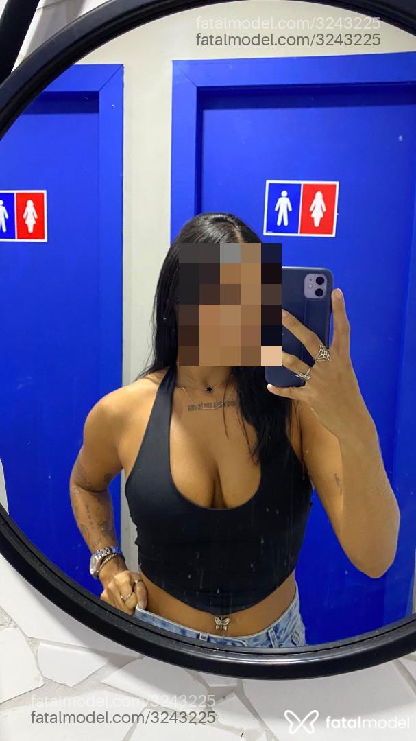 Acompanhante mulher morena (o) de olhos castanhos - Ágatha