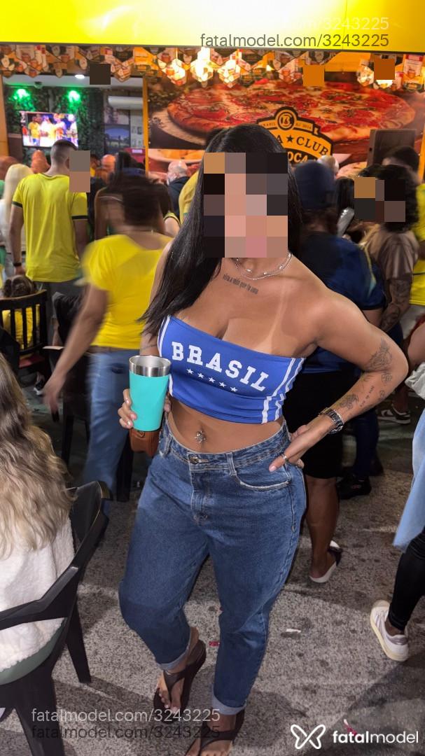 Acompanhante mulher morena (o) de olhos castanhos - Ágatha Acompanhante mulher morena (o) de olhos castanhos - Ágatha