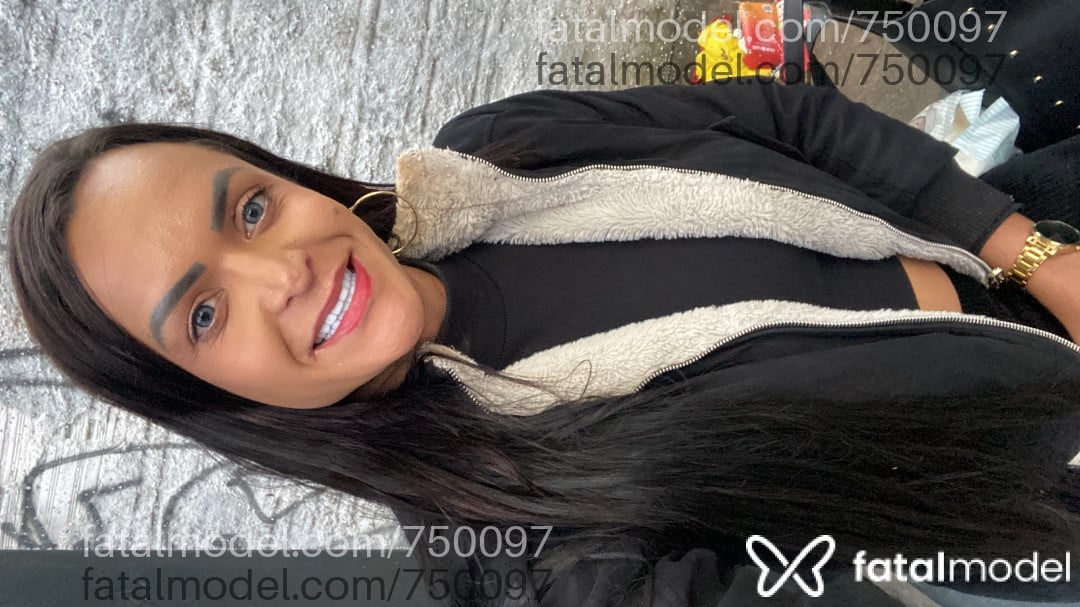 Acompanhante travesti morena (o) de olhos pretos - Sthefany Alves