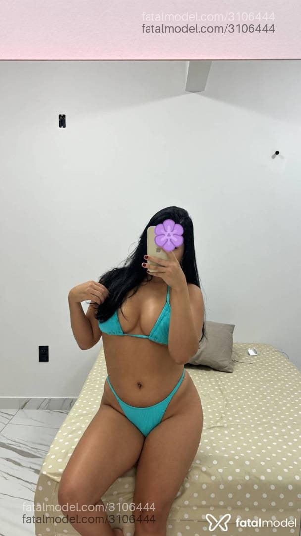 Acompanhante mulher morena (o) de olhos castanhos - Julia