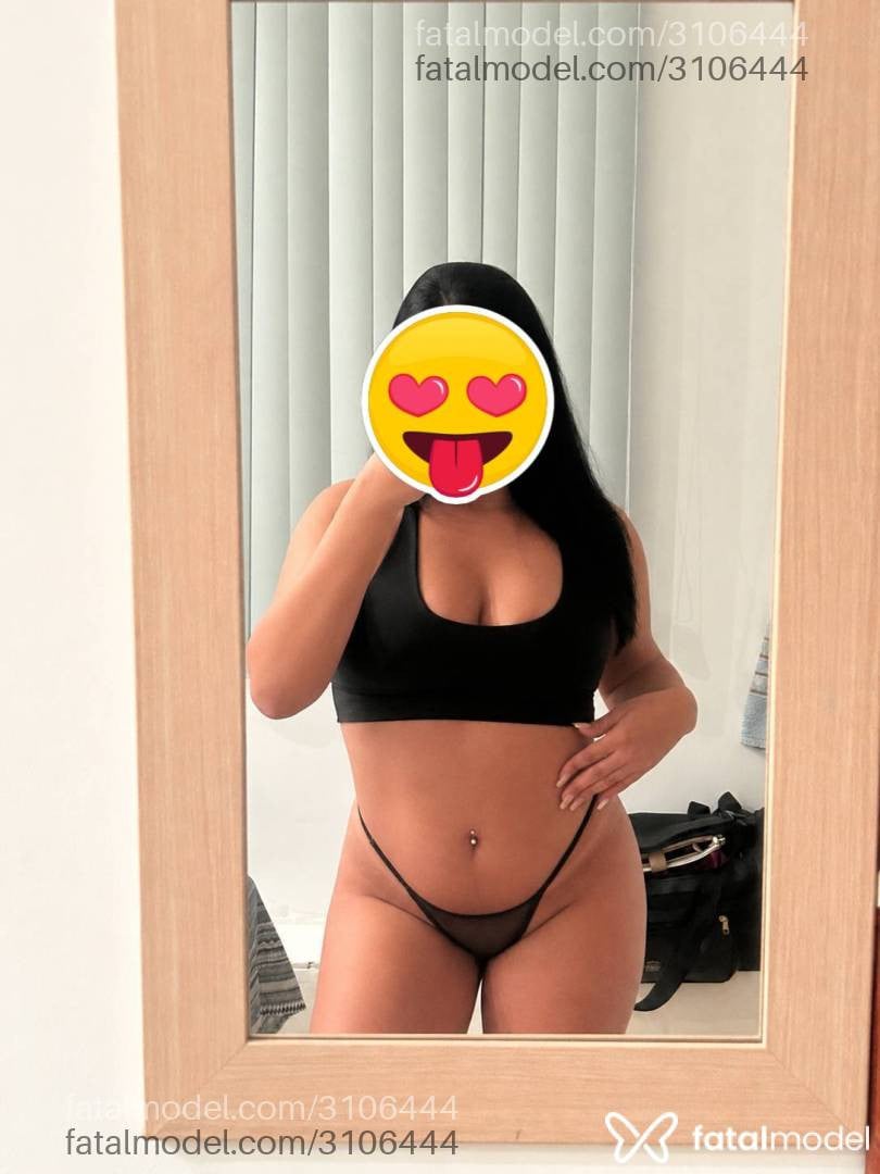 Acompanhante mulher morena (o) de olhos castanhos - Julia
