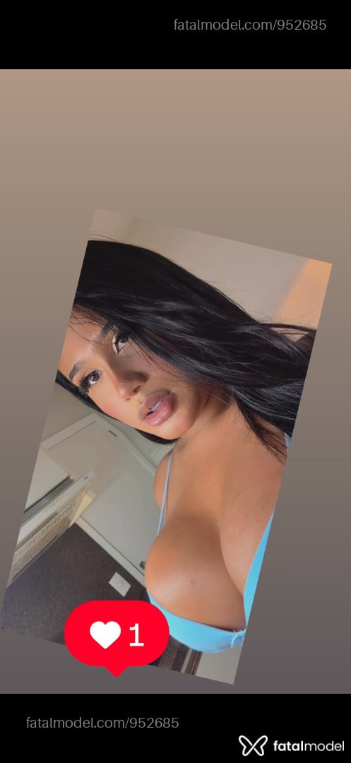 Acompanhante mulher trans morena (o) de olhos mel - Sophia Freitas