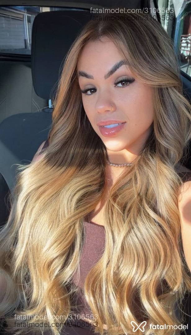 Acompanhante mulher loira (o) de olhos mel em Campinas - Helena Rossi