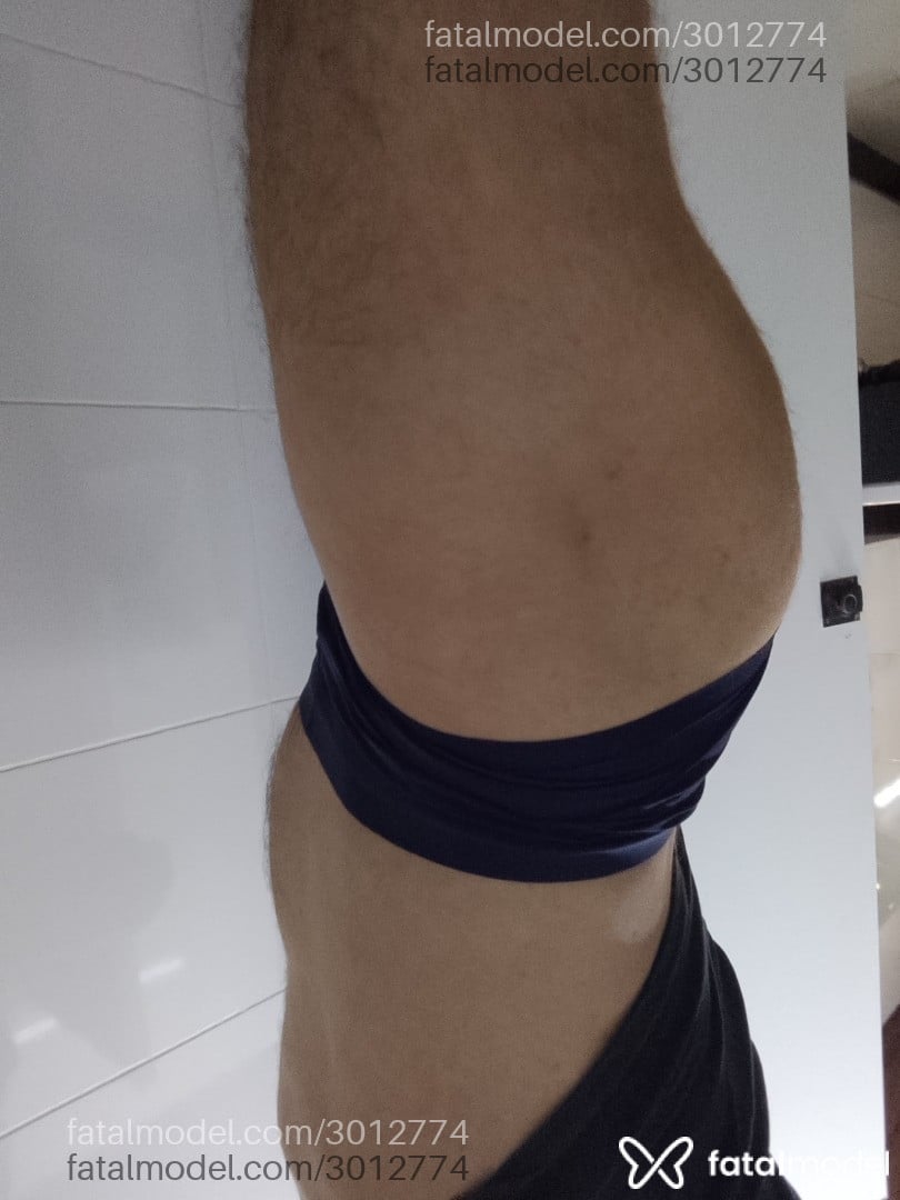 Acompanhante homem com cabelo castanho de olhos mel - Felipe