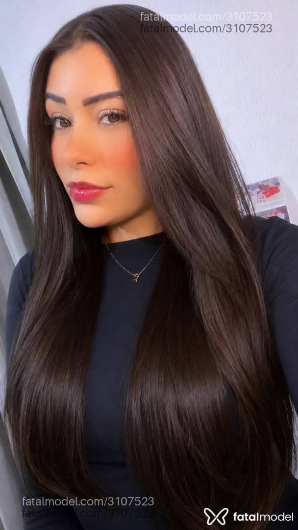 Acompanhante mulher com cabelo castanho de olhos castanhos em São Luís - Julia Nascente