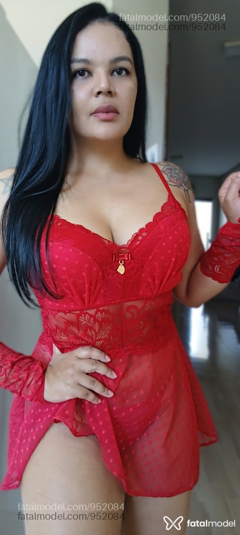Acompanhante mulher morena (o) de olhos castanhos - Lorena