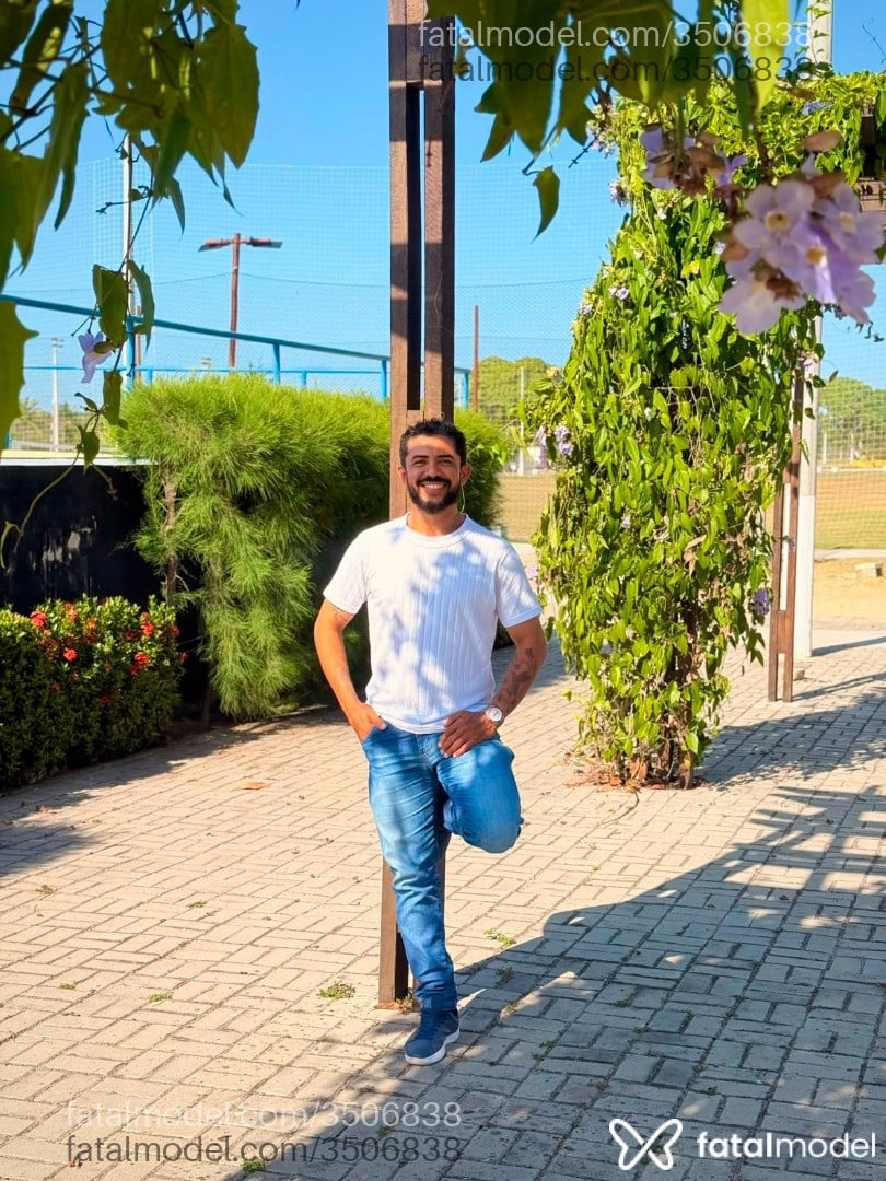 Acompanhante homem morena (o) de olhos castanhos - Ronny Coqueiro