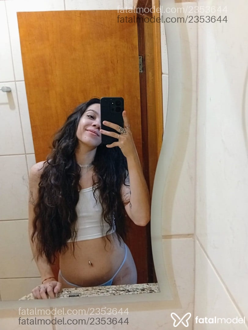 Acompanhante mulher com cabelo castanho de olhos castanhos - Angel