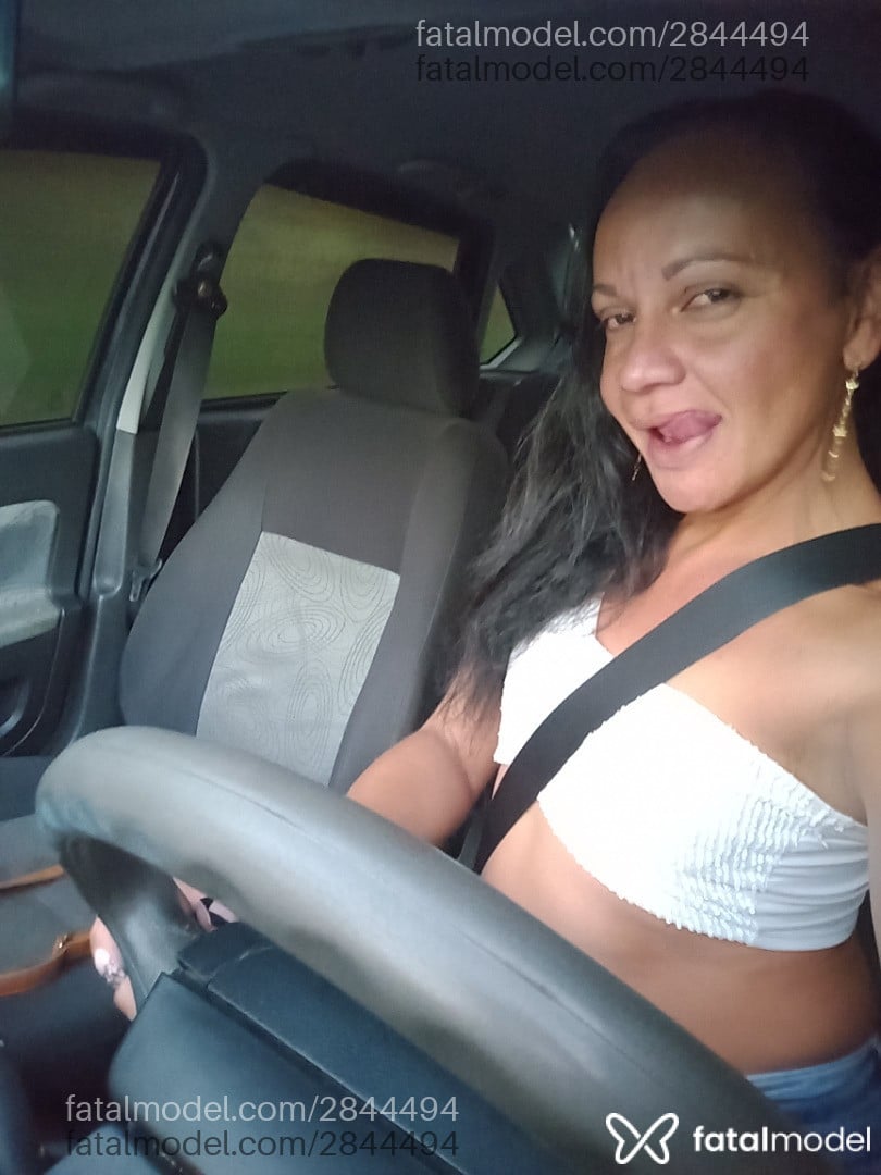 Acompanhante mulher trans morena (o) de olhos pretos - Amanda Morena