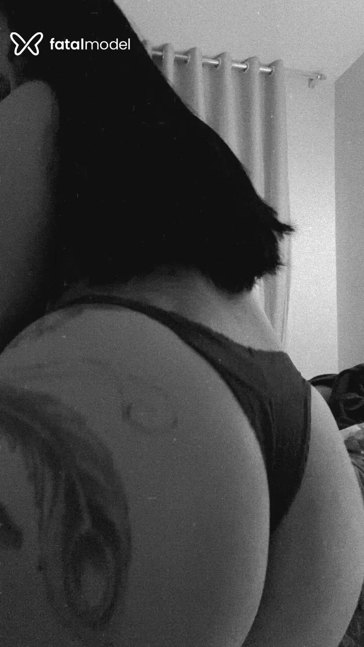 Acompanhante mulher morena (o) de olhos castanhos - Maitê Acompanhante mulher morena (o) de olhos castanhos - Maitê