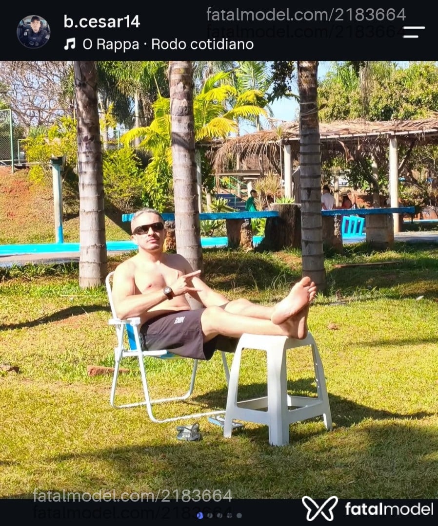 Acompanhante homem com cabelo castanho de olhos mel - Ceifador