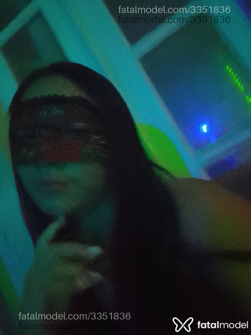 Acompanhante mulher morena (o) de olhos castanhos - Jhenifer