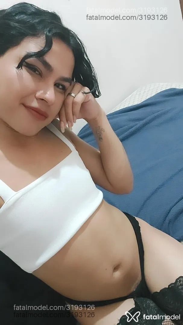 Acompanhante mulher trans morena (o) de olhos castanhos - Agatha Liborio