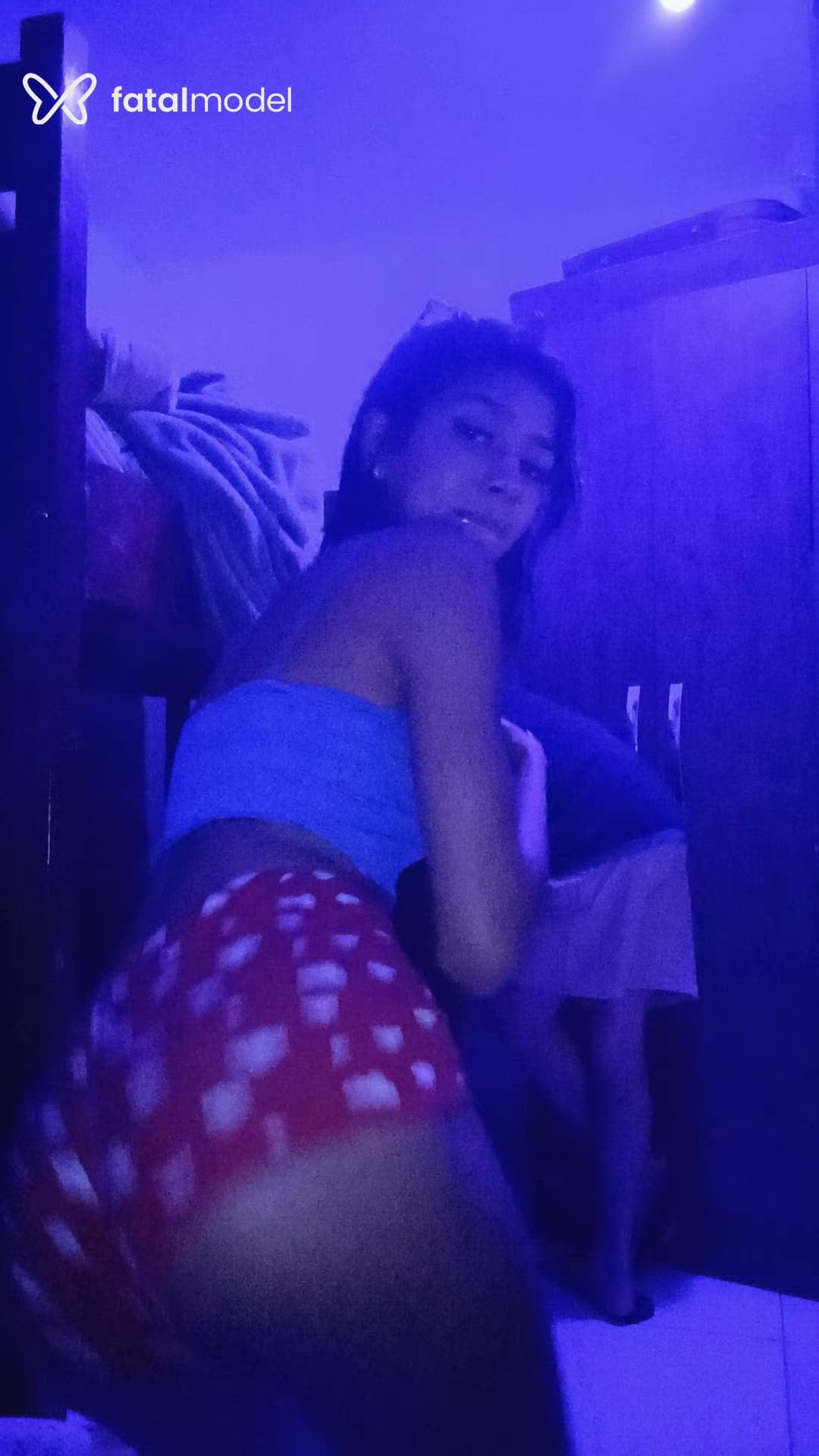 Acompanhante mulher morena (o) de olhos castanhos - Luana Acompanhante mulher morena (o) de olhos castanhos - Luana