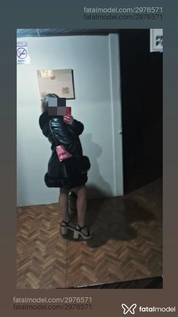 Acompanhante mulher com cabelo castanho de olhos castanhos - Mya Oliveira