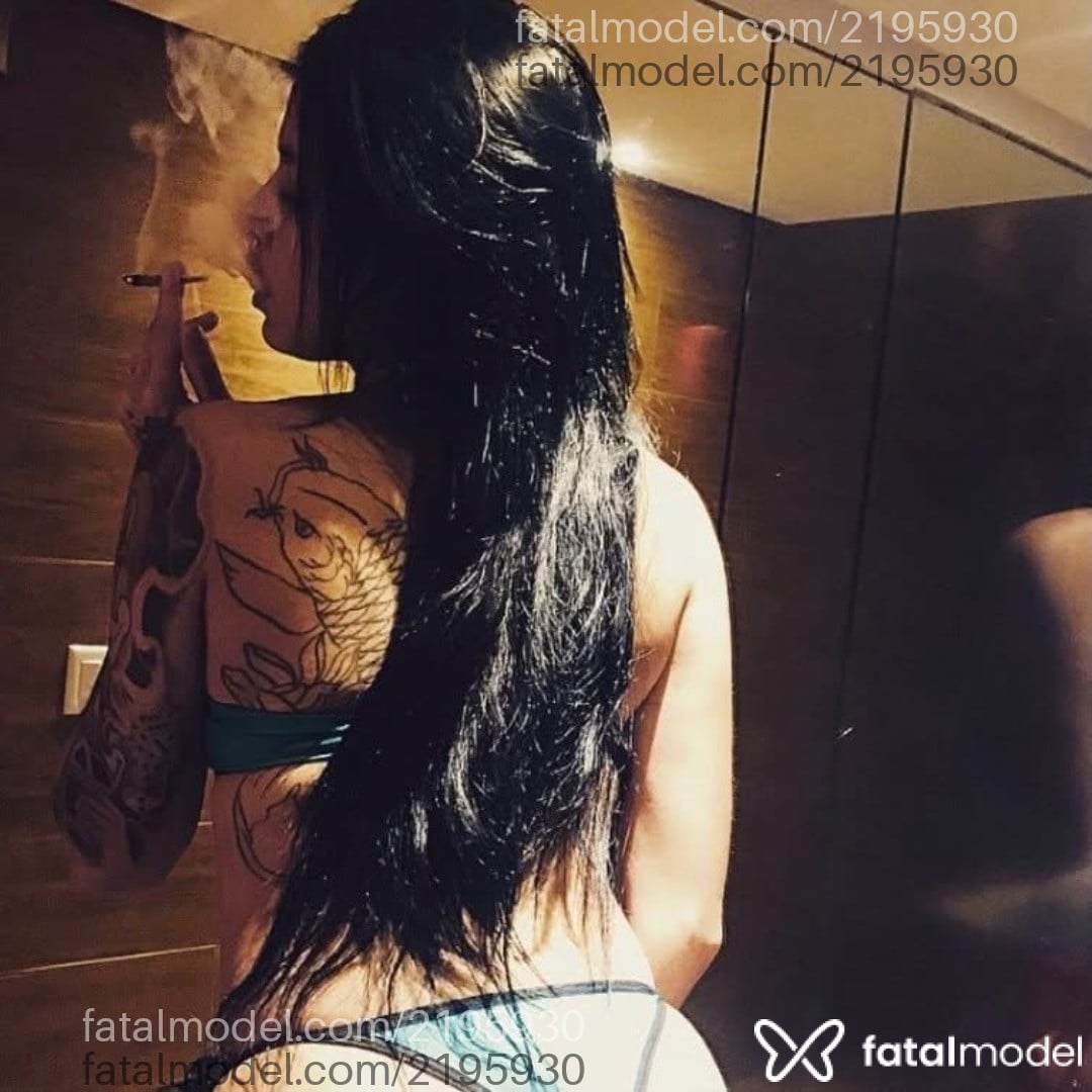 Acompanhante mulher morena (o) de olhos castanhos - Mel Mendes