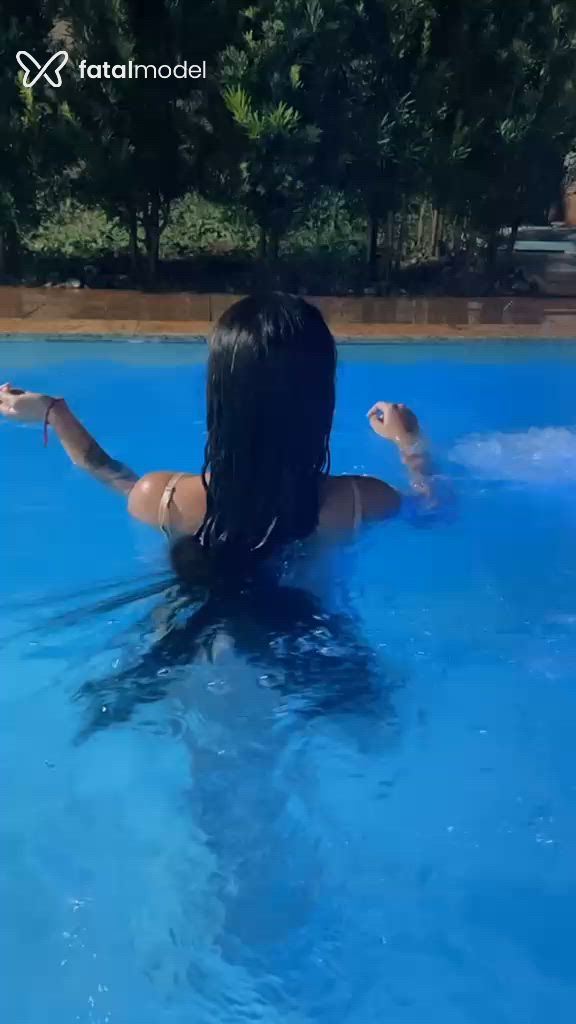 Acompanhante mulher morena (o) de olhos castanhos - Brenda