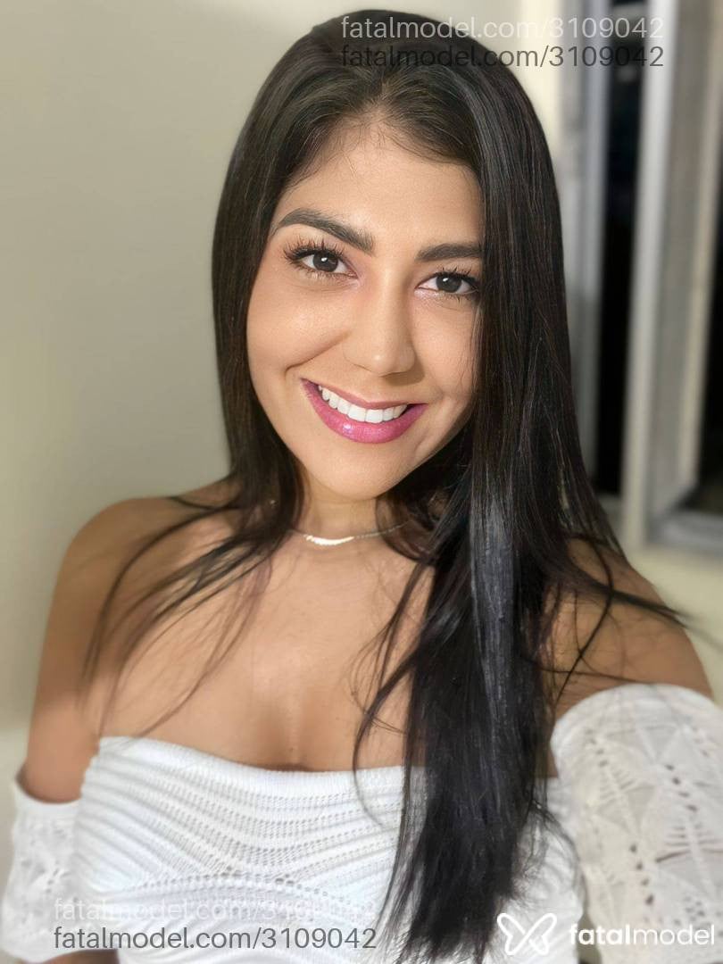 Acompanhante mulher morena (o) de olhos pretos em São Paulo - Agatha