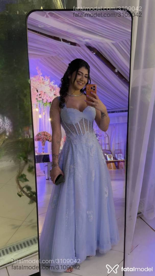 Acompanhante mulher morena (o) de olhos pretos em São Paulo - Agatha