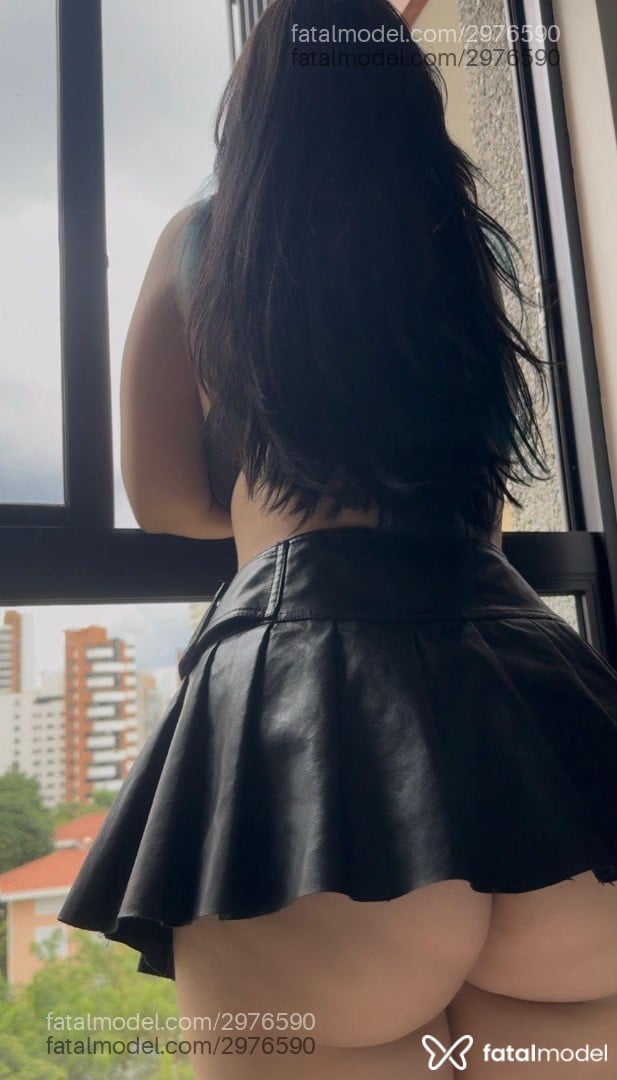 Acompanhante mulher morena (o) de olhos castanhos - Luna Angel