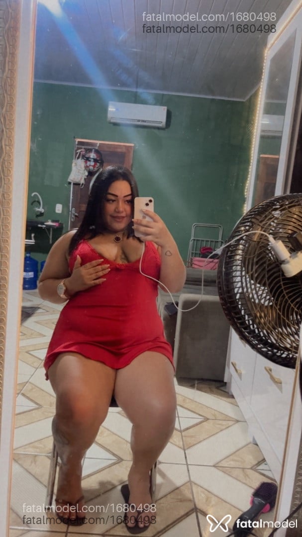 Acompanhante mulher morena (o) de olhos castanhos - Thifany Rufinno