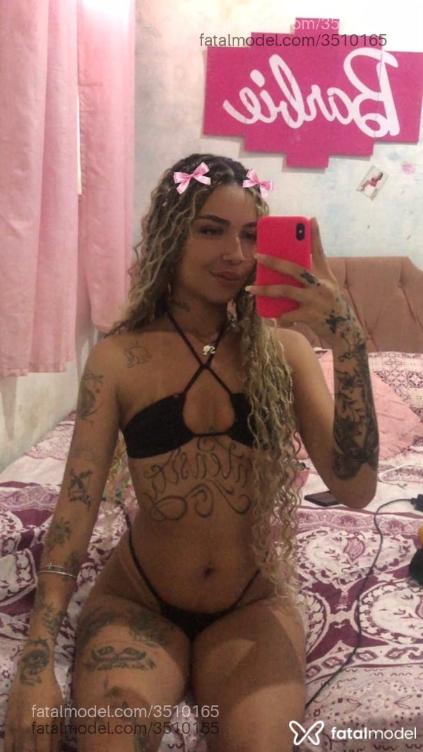 Acompanhante mulher morena (o) de olhos castanhos - Wrill Silva