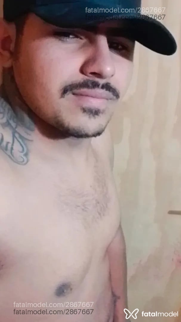 Acompanhante homem morena (o) de olhos castanhos - Lucas