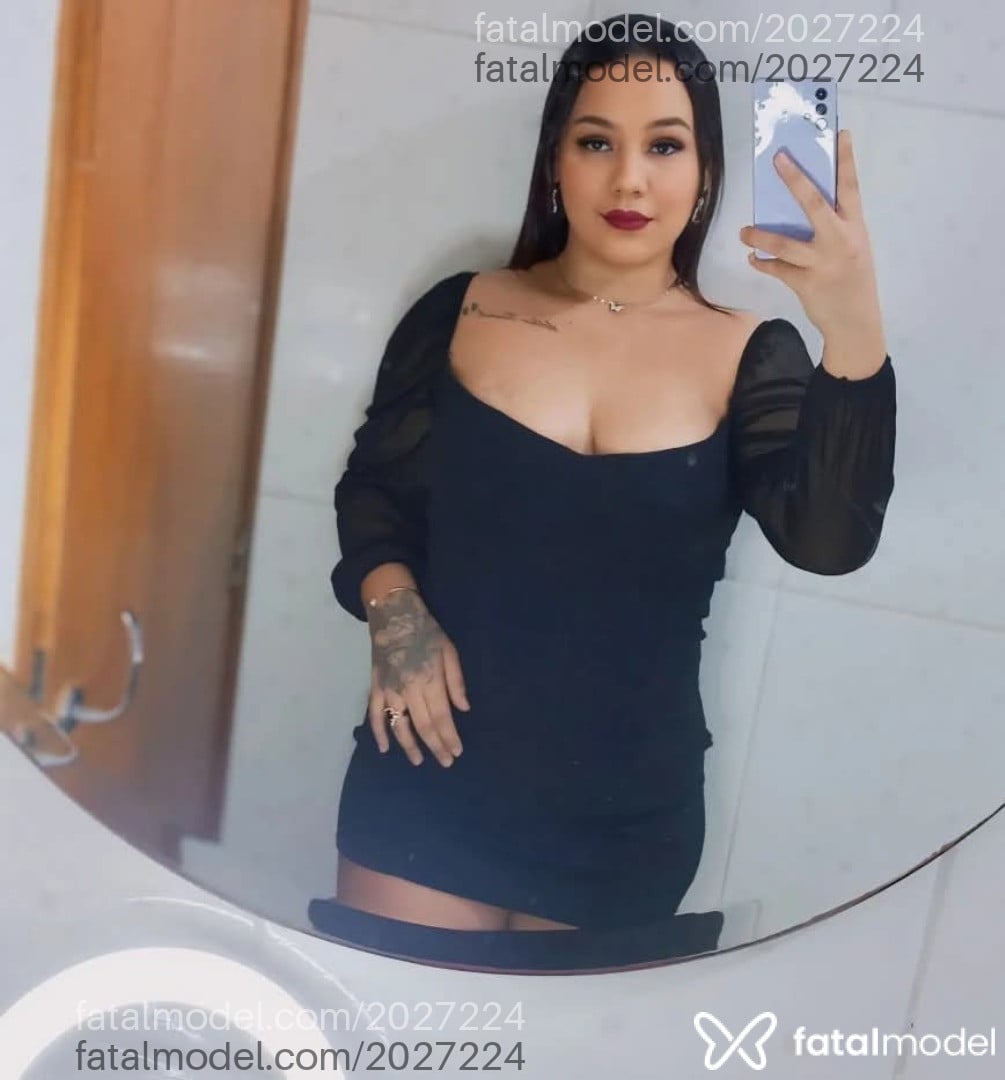 Acompanhante mulher morena (o) de olhos castanhos - Carla Sousa