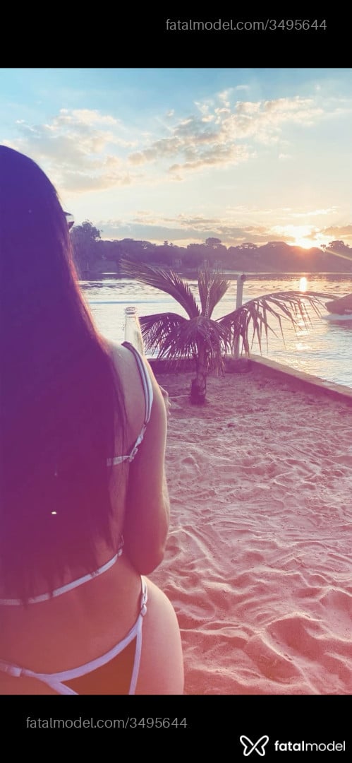 Acompanhante mulher morena (o) de olhos castanhos - Eduarda