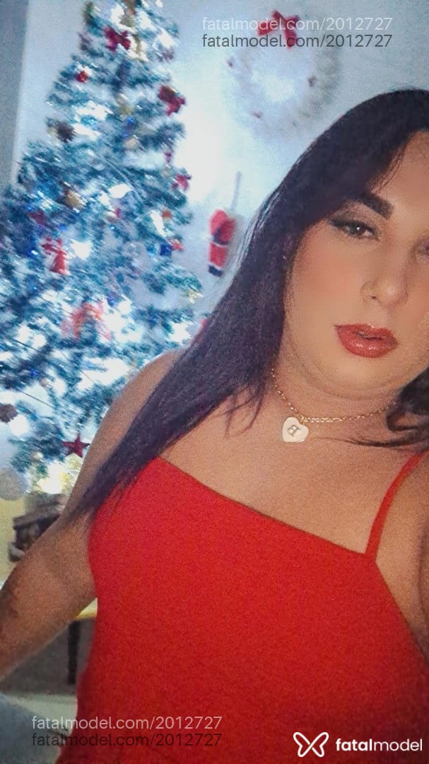Acompanhante mulher trans morena (o) de olhos castanhos - Bruna