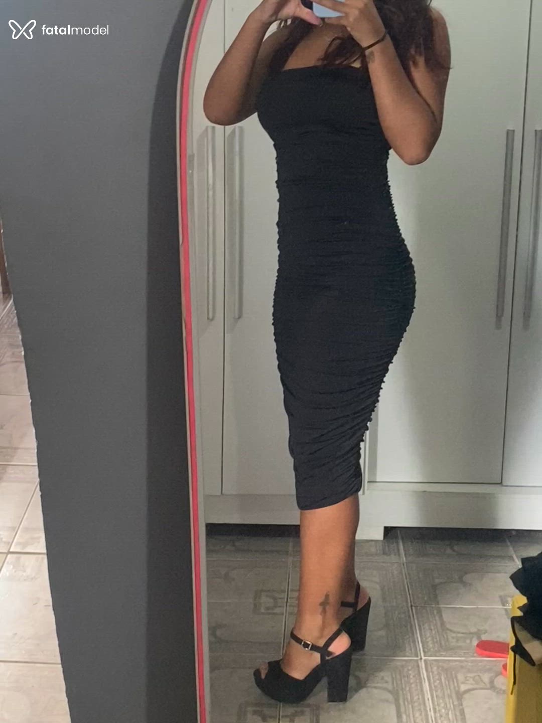 Acompanhante mulher com cabelo castanho de olhos castanhos - Maanu