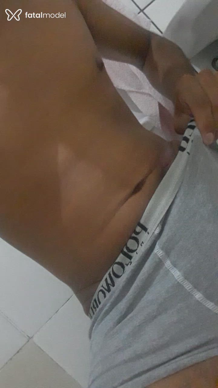 Acompanhante homem morena (o) de olhos pretos - Romeo Mori