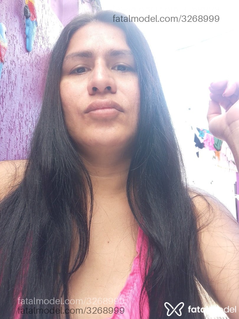 Acompanhante mulher trans morena (o) de olhos pretos - Nandinha