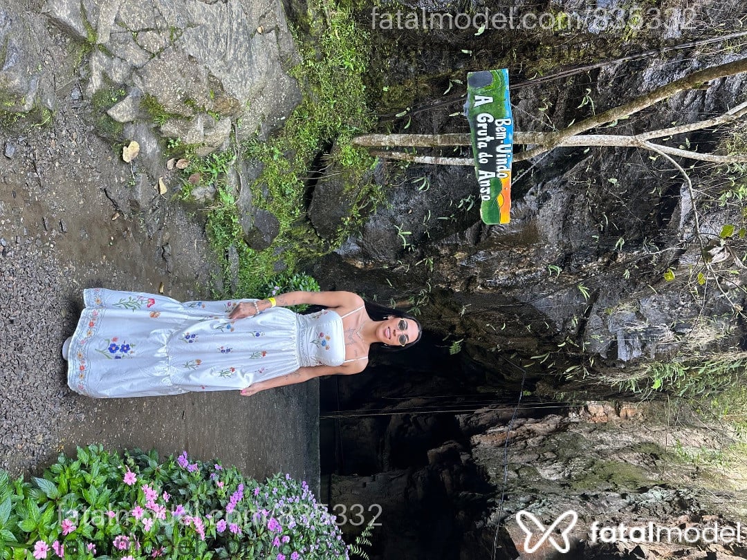 Acompanhante mulher trans morena (o) de olhos castanhos - Mariani Acompanhante mulher trans morena (o) de olhos castanhos - Mariani