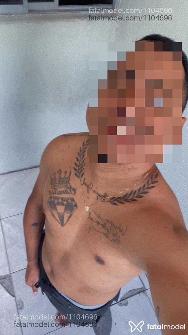Acompanhante homem morena (o) de olhos castanhos - Bredd Foddy