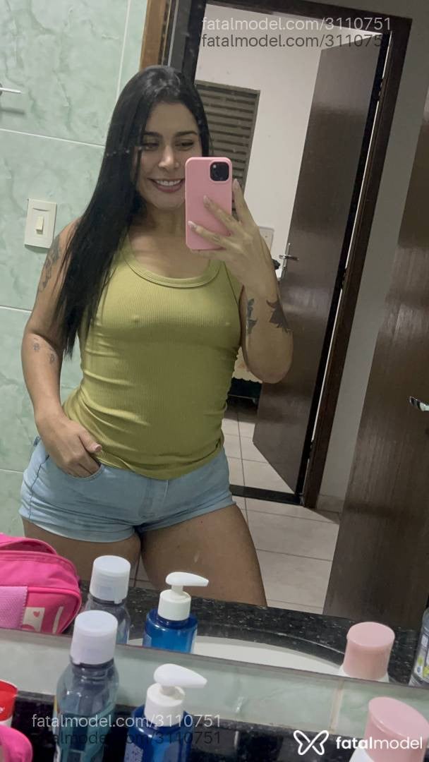 Acompanhante mulher morena (o) de olhos castanhos - Nathália