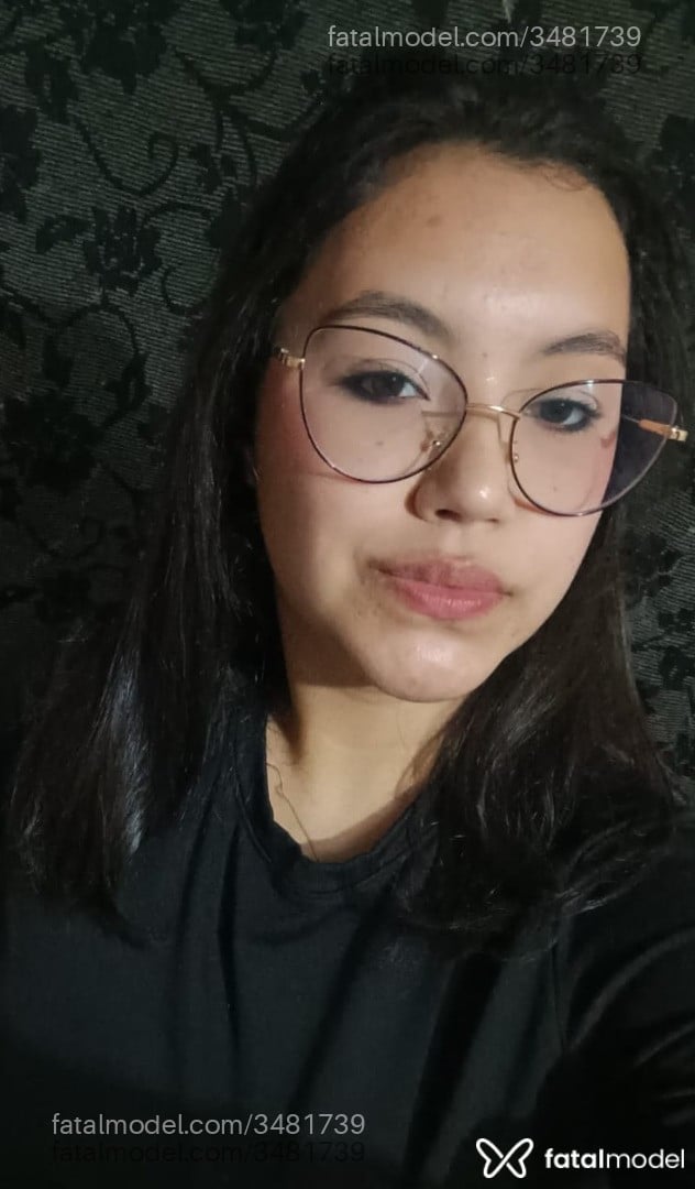Acompanhante mulher morena (o) de olhos castanhos - Luisa