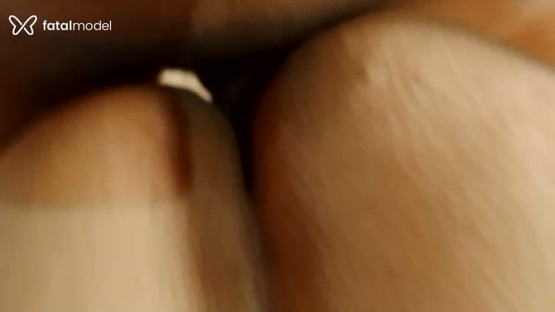 Acompanhante mulher loira (o) de olhos castanhos - Natacha Nayla