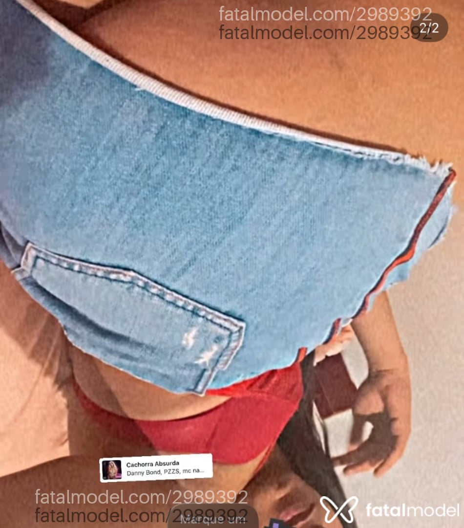Acompanhante mulher trans com cabelo castanho de olhos castanhos - Andy