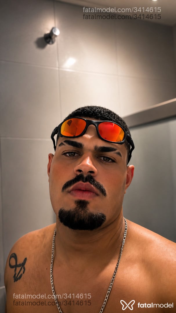 Acompanhante homem morena (o) de olhos pretos - Lincoln Lima