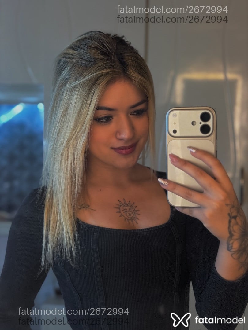 Acompanhante mulher loira (o) de olhos castanhos - Bruna Acompanhante mulher loira (o) de olhos castanhos - Bruna