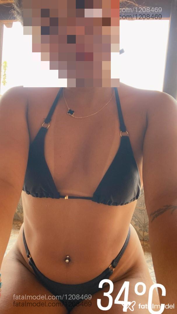 Acompanhante mulher morena (o) de olhos castanhos - Monique