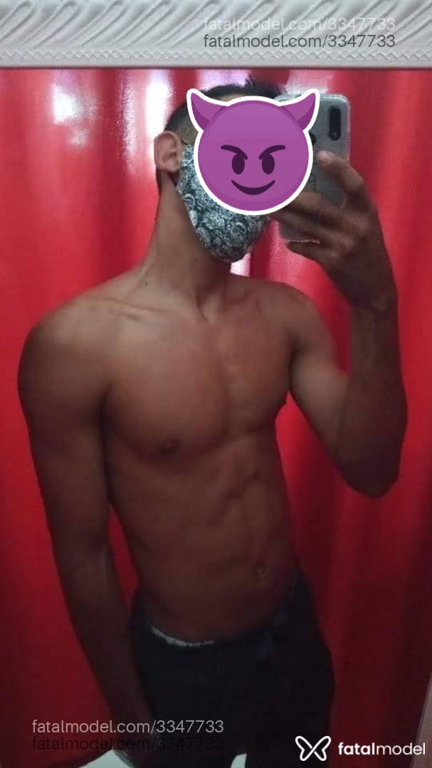 Acompanhante homem morena (o) de olhos pretos - Daniel Acompanhante homem morena (o) de olhos pretos - Daniel