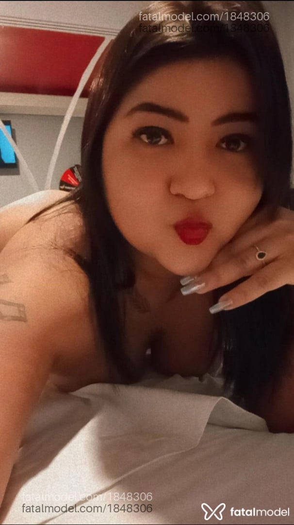 Acompanhante mulher morena (o) de olhos castanhos - Naomi kim
