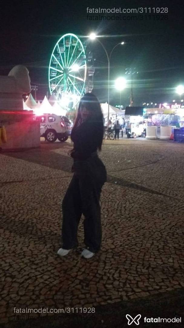 Acompanhante mulher morena (o) de olhos castanhos - Bella Minelli