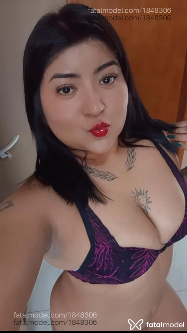 Acompanhante mulher morena (o) de olhos castanhos - Naomi kim