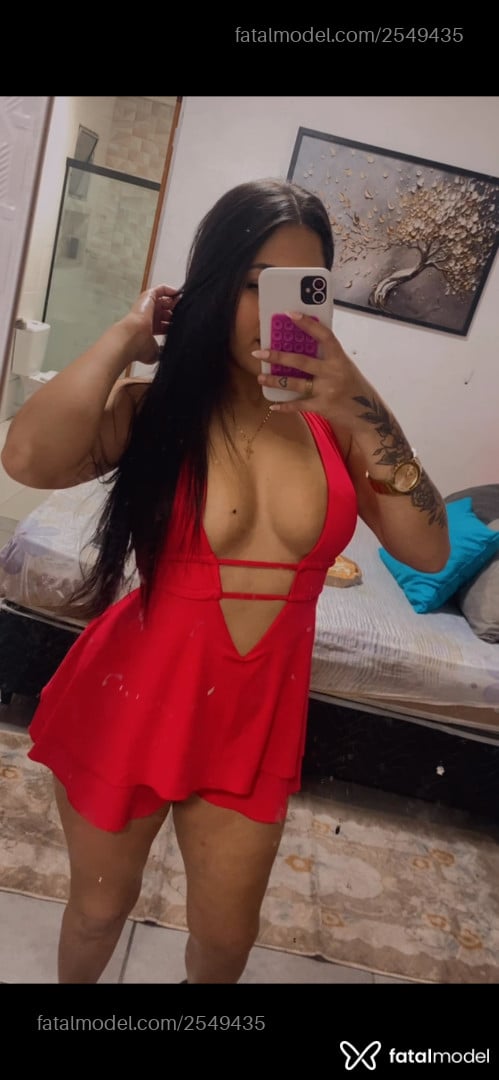 Acompanhante mulher morena (o) de olhos castanhos - Livia
