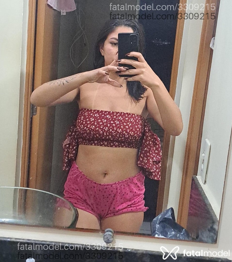 Acompanhante mulher morena (o) de olhos castanhos - Naty